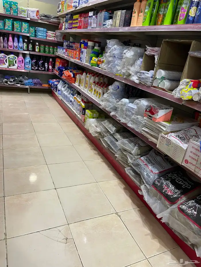 سوبر ماركت للتقبيل او للبيع بكامل اغراضه في سبت الجارة 12