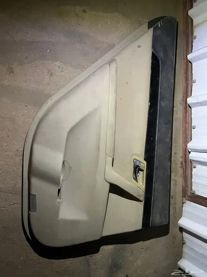 جنط جلي وديكور باب يسار 3