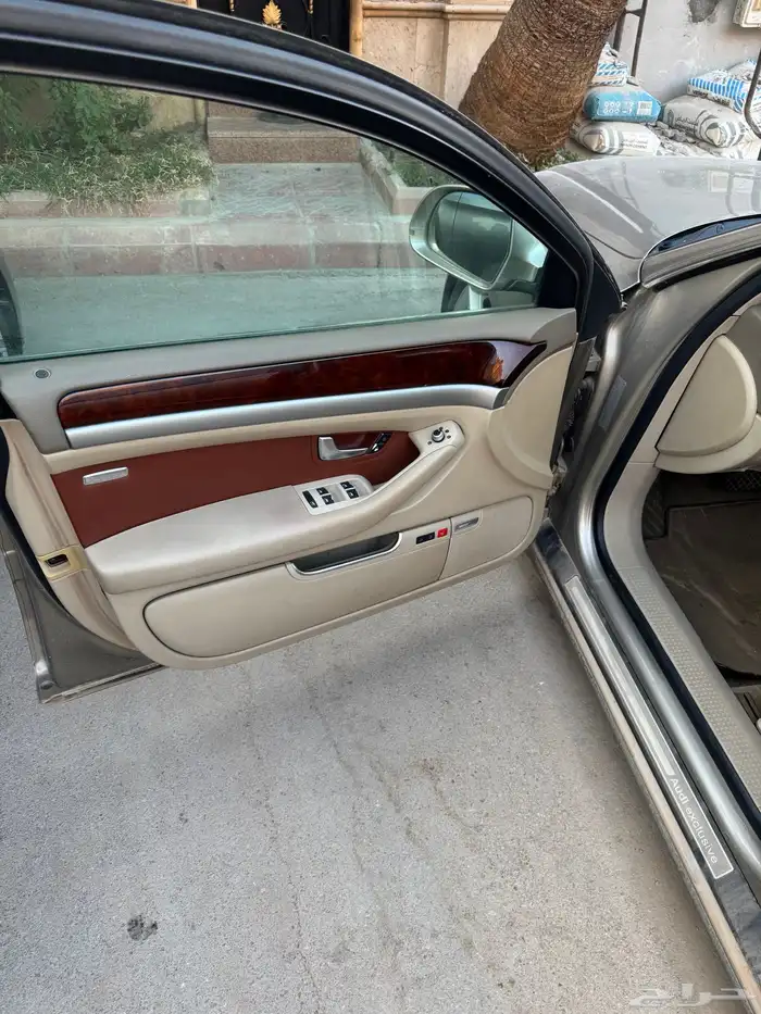 اودي A8 موديل 2009 15