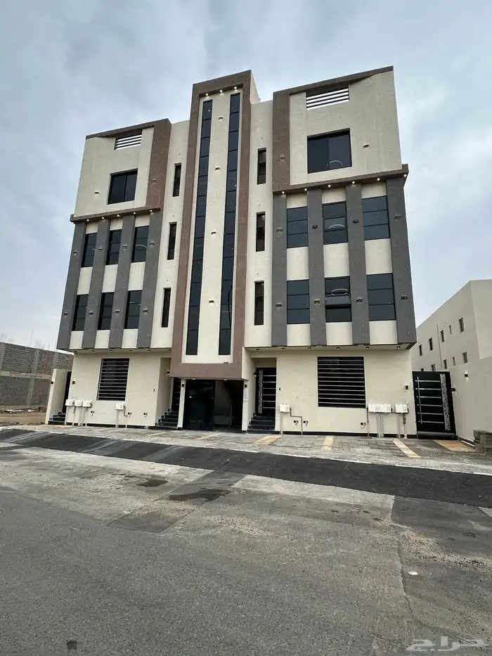 للبيع شقق تمليك علوي مع سطح و مصعد ابها البديع بسعر 550 الف 0