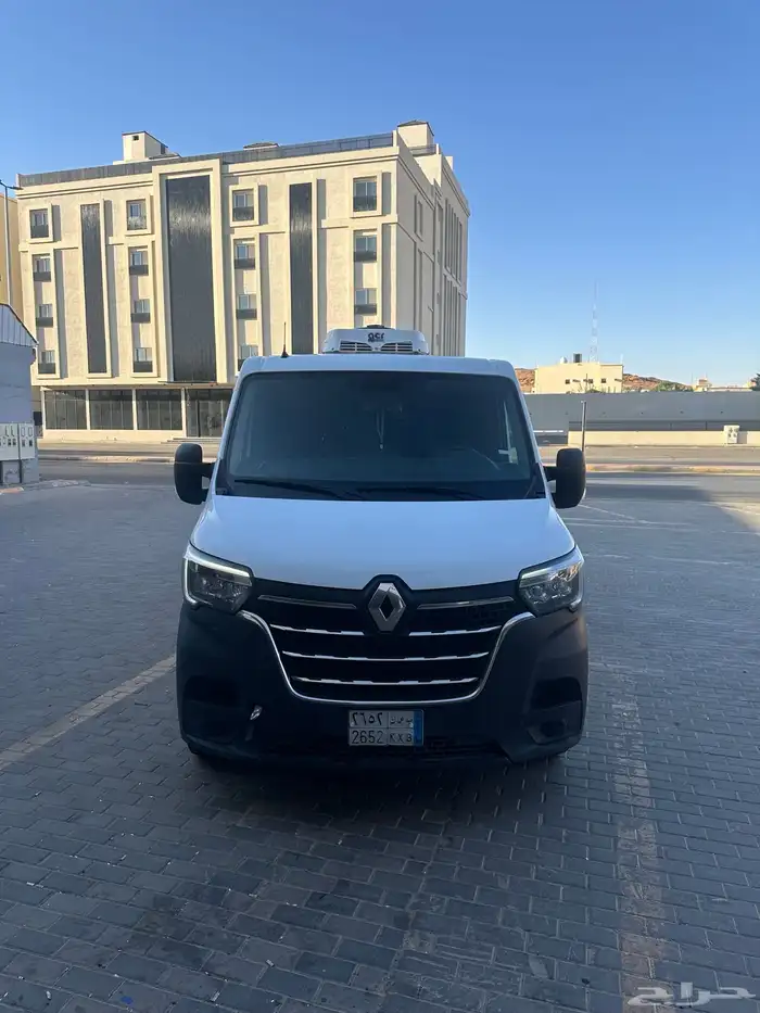 رينو ماستر L1H1 موديل 2023 ثلاجة شرط 4
