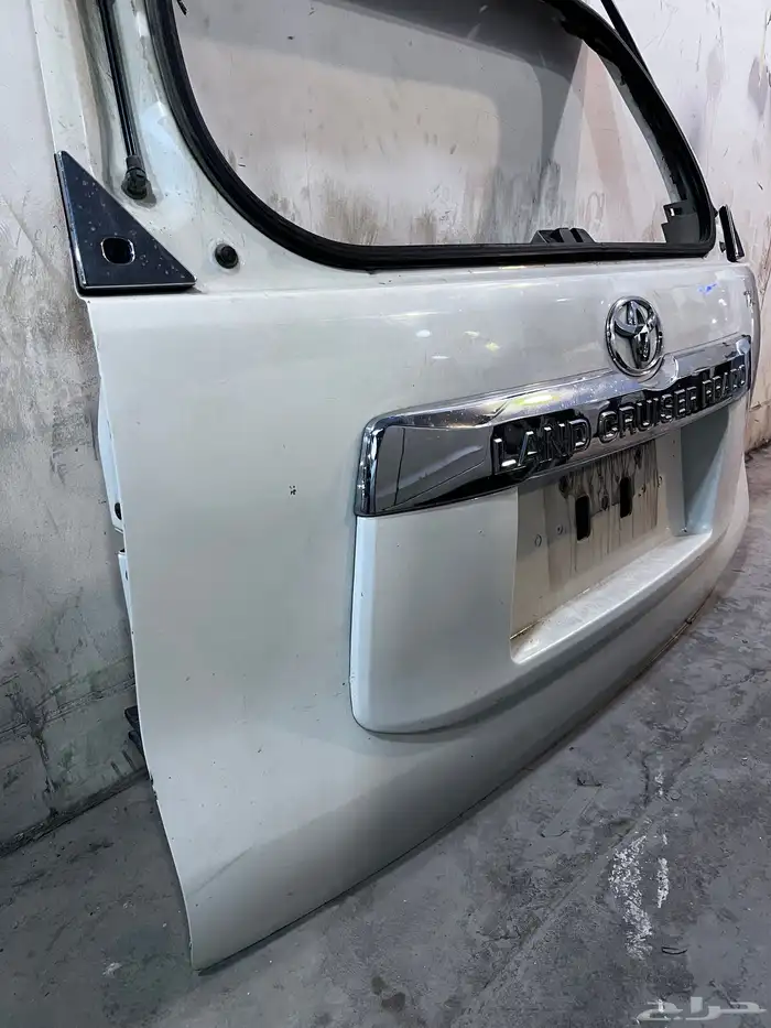 باب خلفي لبرادو من مديل 2011 الى 2013 بلد 2