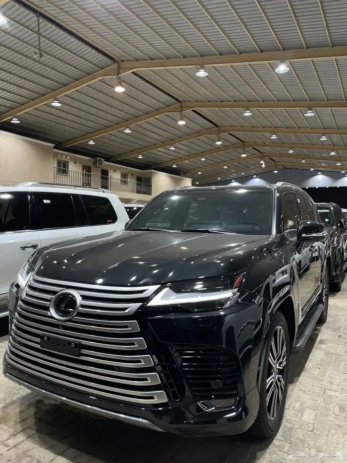 للبيع لكزس LX600 بي بي 2025 فل كامل عبداللطيف عداد 4 الاف 1