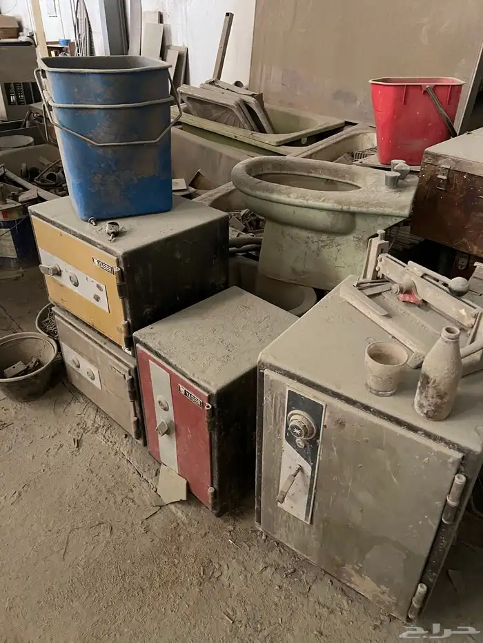 عدة ورش نجارة وحدادة 17