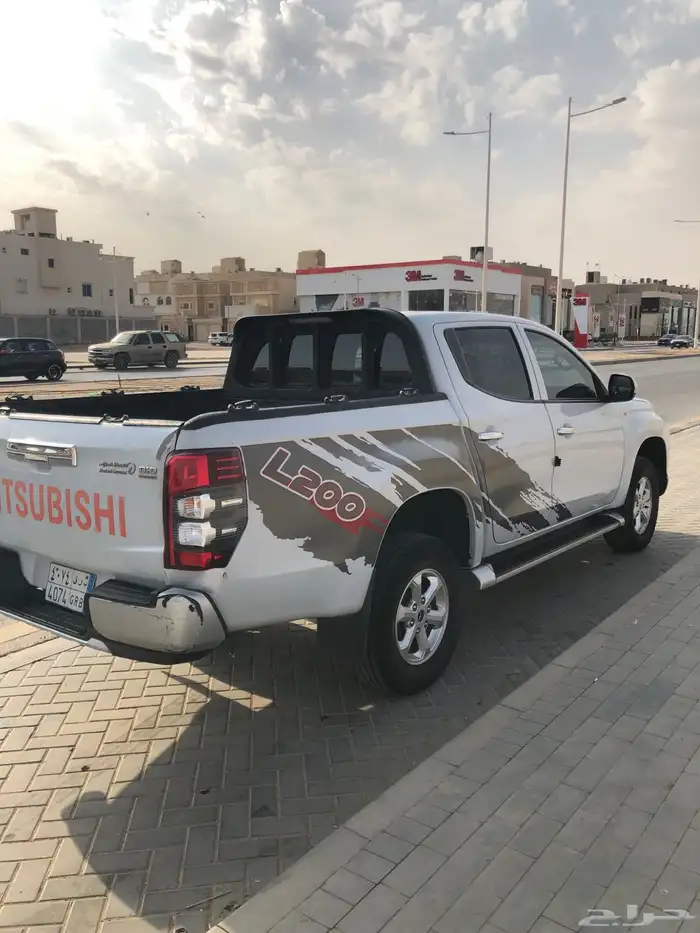ميتسوبيشي 2021 L200 دبل قير عادي 2