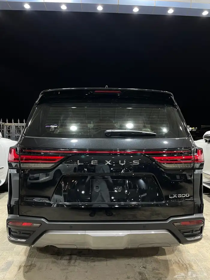 للبيع لكزس LX600 بي بي 2025 فل كامل عبداللطيف عداد 4 الاف 9