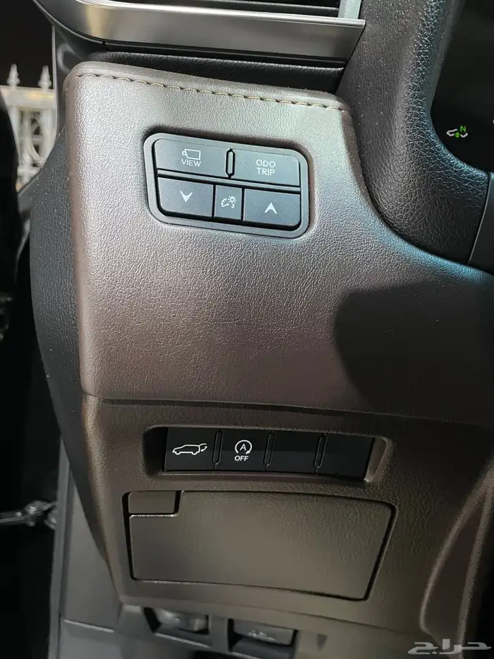 للبيع لكزس LX600 بي بي 2025 فل كامل عبداللطيف عداد 4 الاف 21
