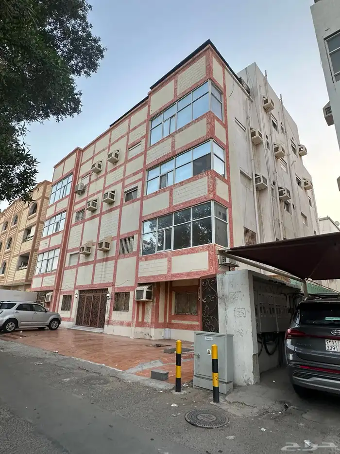 عماره سكنيه مميزه للبيع في حي الصفا 0