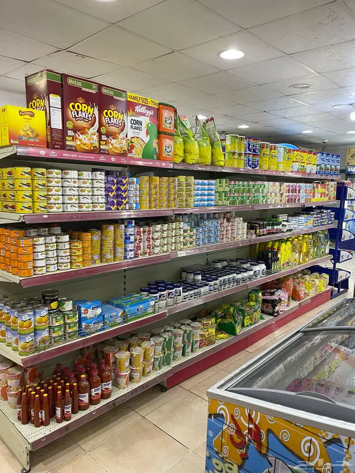 سوبر ماركت للتقبيل او للبيع بكامل اغراضه في سبت الجارة 13