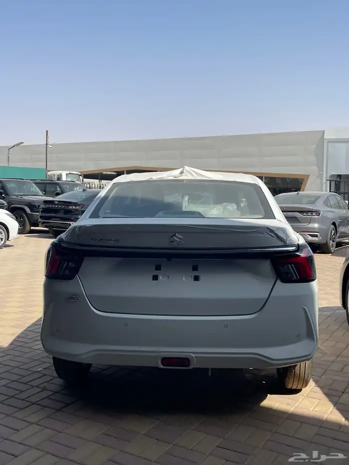 سوزوكي ديزاير استاندر 2