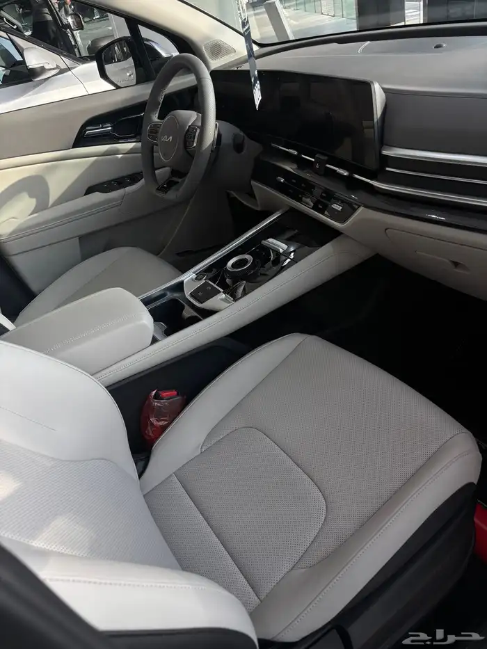 كيا سبورتاج لارج نص فل 2025 افضل الاسعار بمناسبة نهاية السنة 9