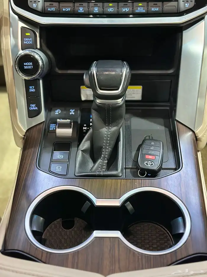 لاندكروزر جي اكس ار L4 - سعودي - 2022 28