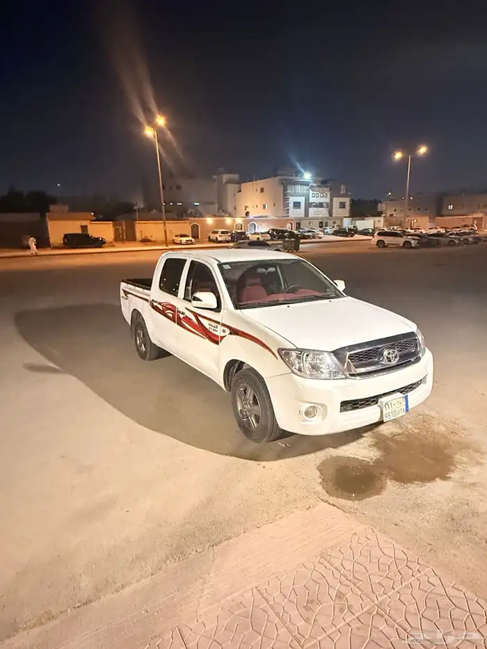 هايلوكس فل كامل نظيف 1