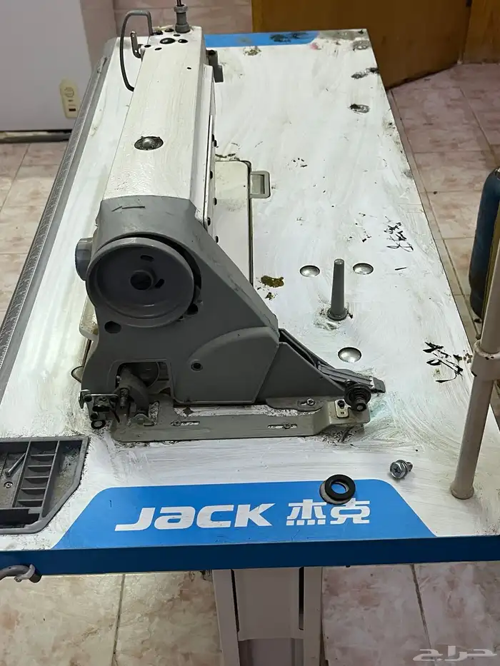 مكينة خياطة  Jack للبيع جديده 1