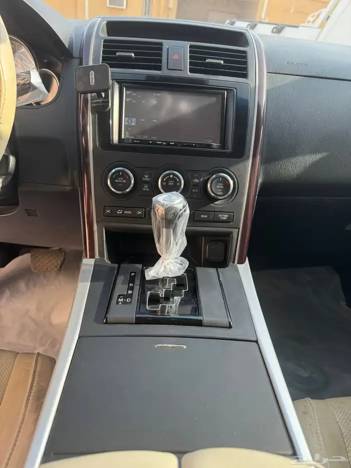 مازدا نظيف جدا على الشرط 4