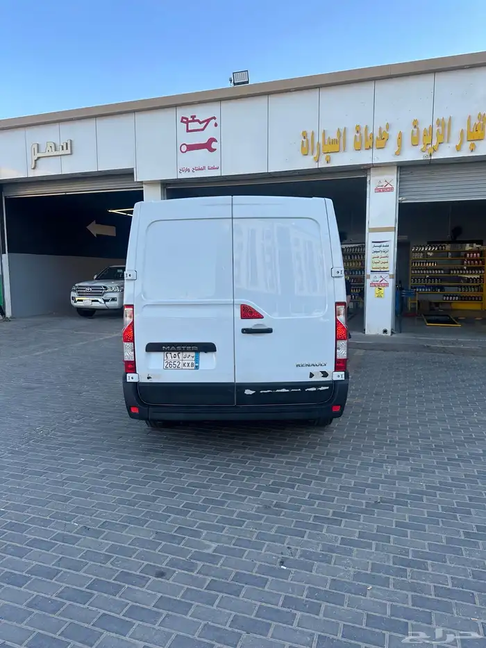 رينو ماستر L1H1 موديل 2023 ثلاجة شرط 2