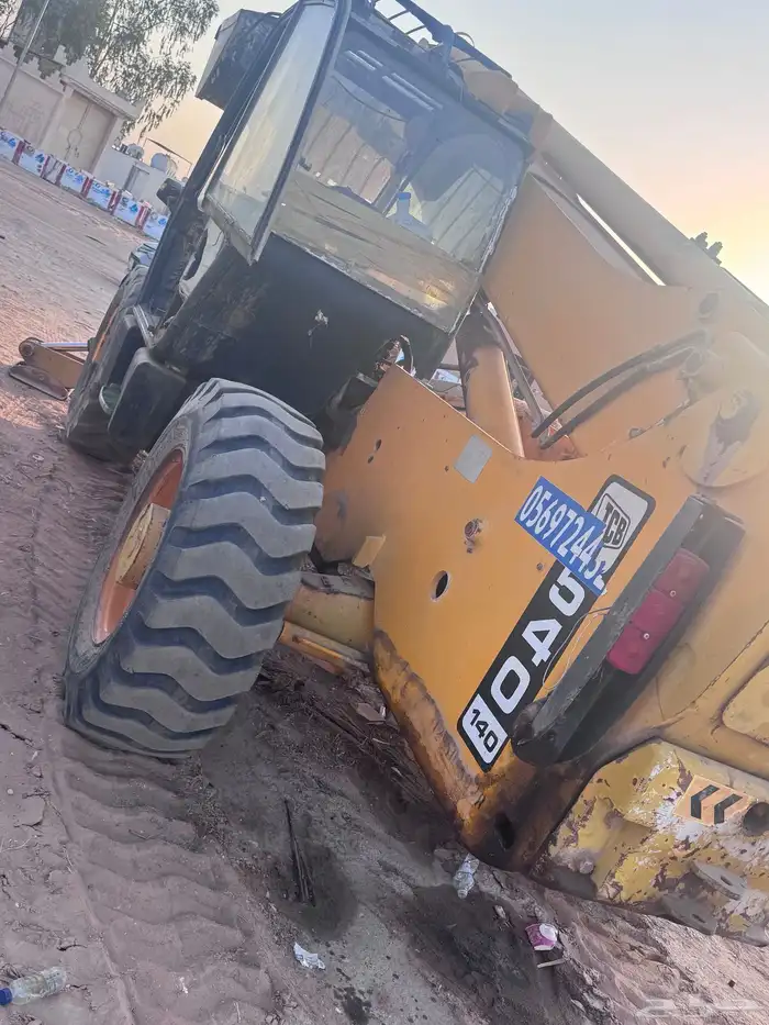 رافعه شوكيه JCB 14 متر للبيع 6