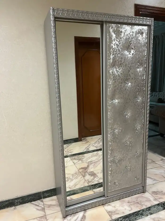 دولاب عبايات 2