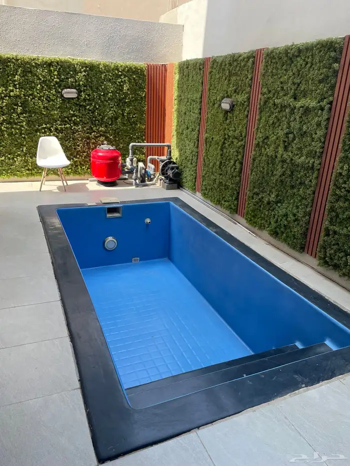 للبيع مسبح مع كافة ملحقاته من شركة اطلس 6
