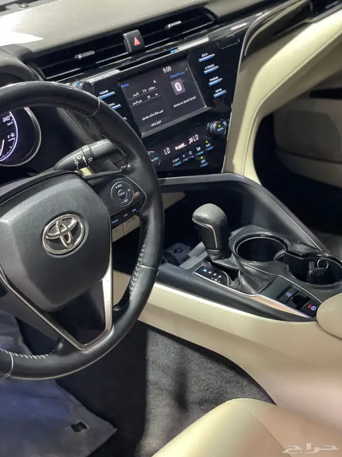 تويوتا كامري GLE بنزين 2018 وكاله 14