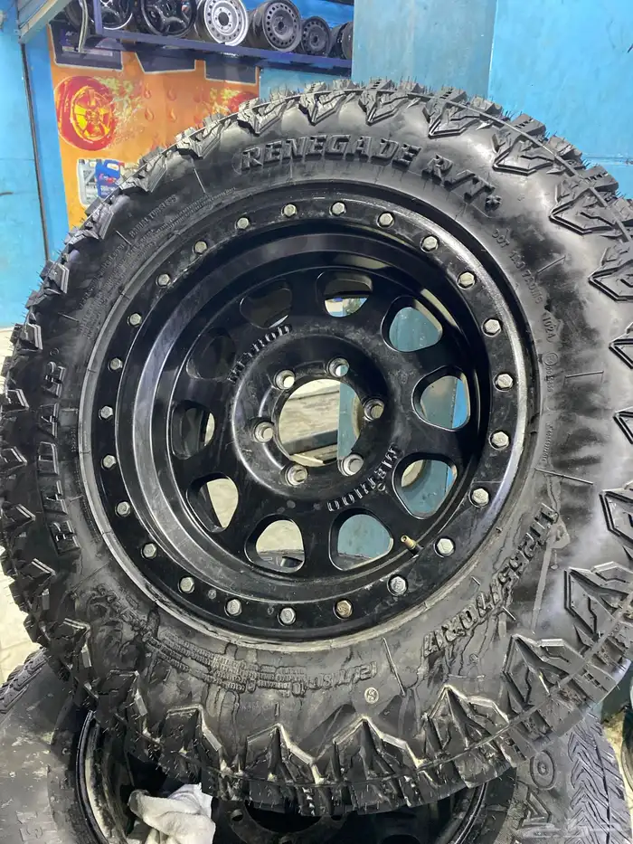 طقم جنوط ميثود معا كفرات حجري مقاس 17 0