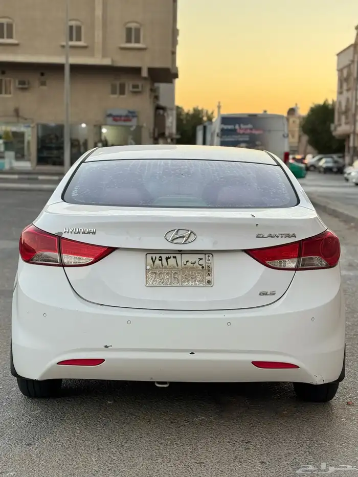 هونداي النترا 2014 فل كامل مكينه كبير للبيع 5