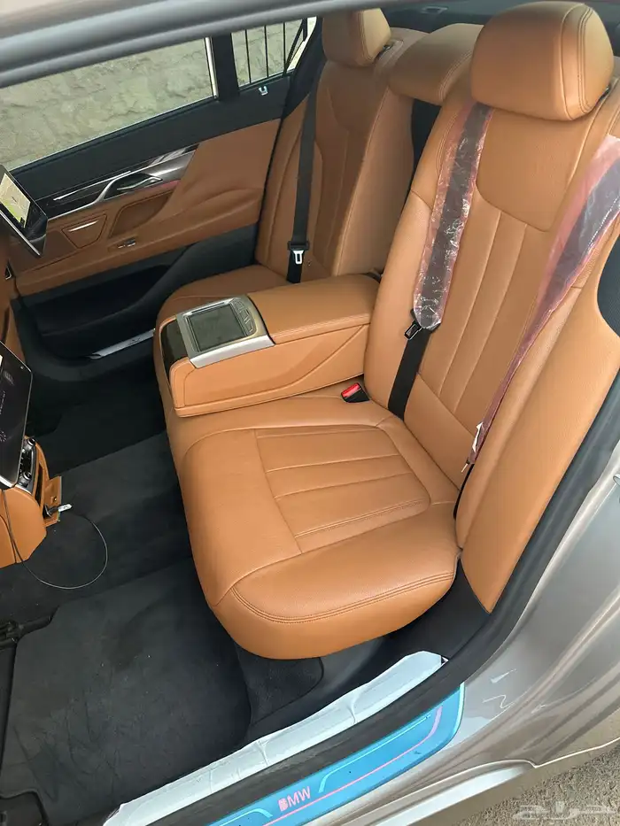 بي ام دبليو 730Li BMW فئة البزنس 5