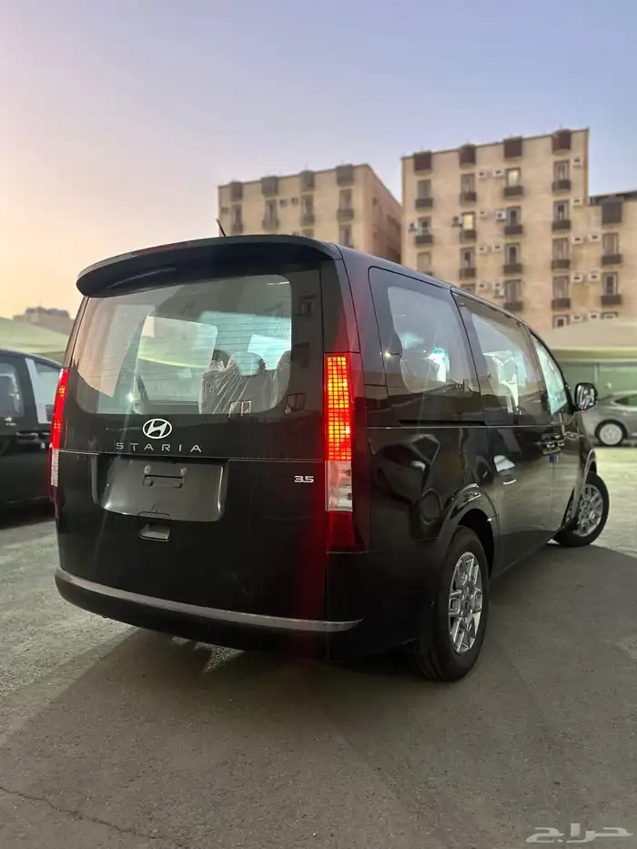 ستاريا بنزين 9 ركاب 2026 3