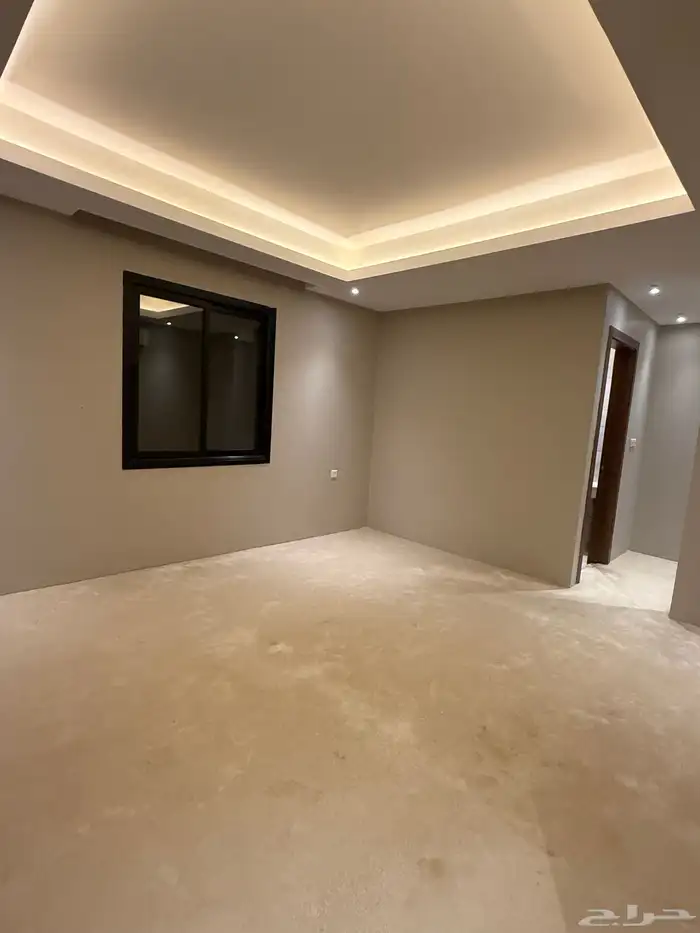 دور العارض بمدخل سياره 10