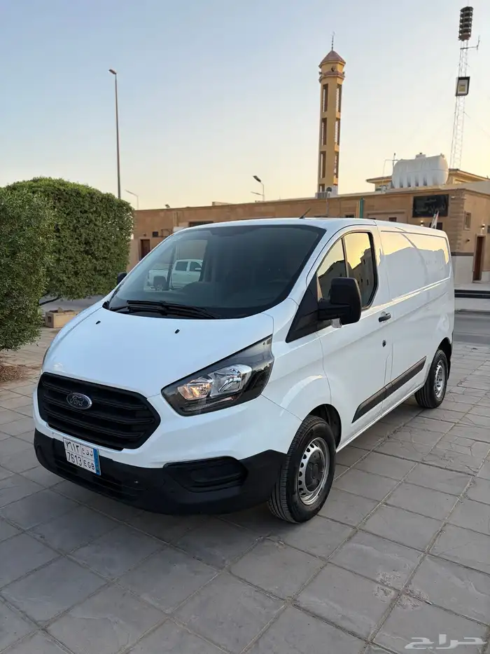 فان بضاعة ديزل فورد ترانزيت 2020 نظيف جدا 11