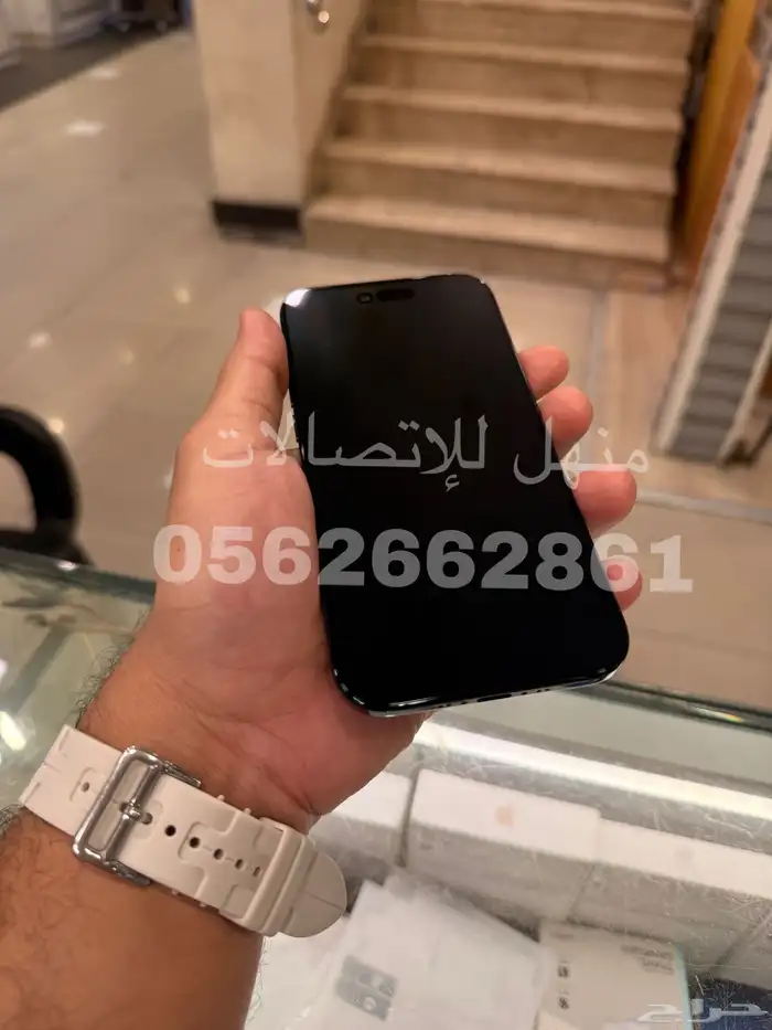 للبيع ايفون 17 اير 256 مستخدم اسود 5