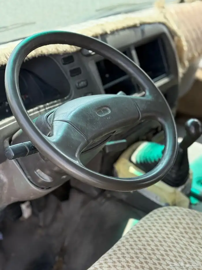 باص ميتسوبيشي روزا 2009 8