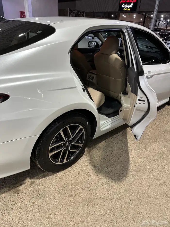 تويوتا كامري 2022 هايبرد 12