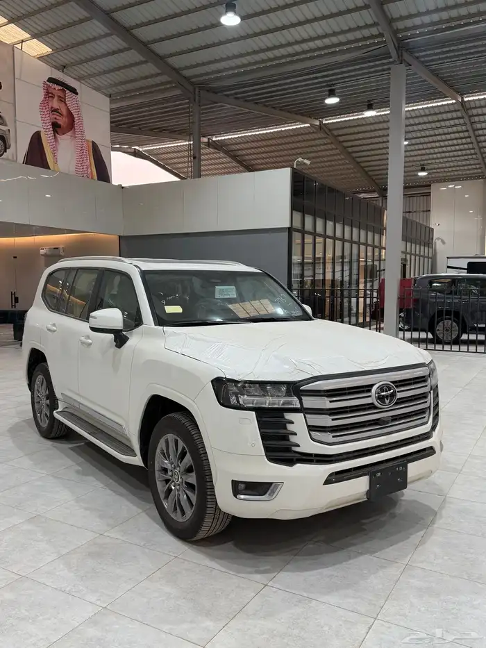 لاندكروزر L4 سعودي أصفار 2025 أبيض اقل سعر 2