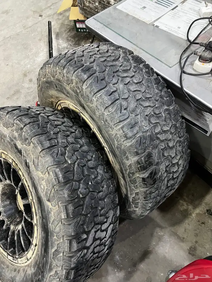 جنوط وكفرات حجري مقاس 17. 6 مسمار. للبدل بجنوط سيرا 0