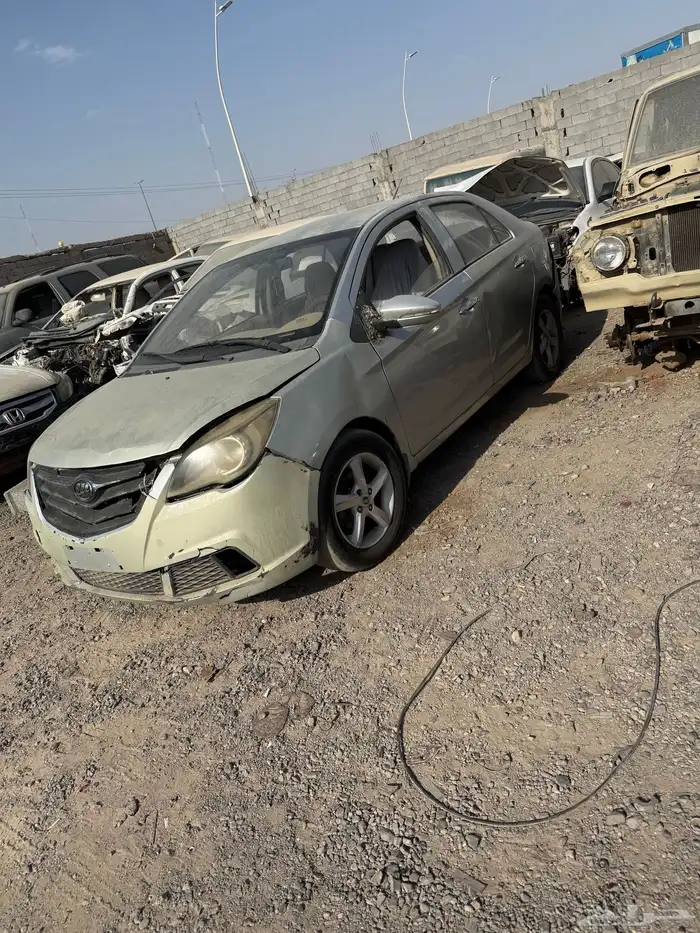 تشليح قطع غيار ليفان موديل 2014 1