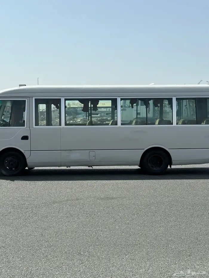 باص ميتسوبيشي روزا 2009 2