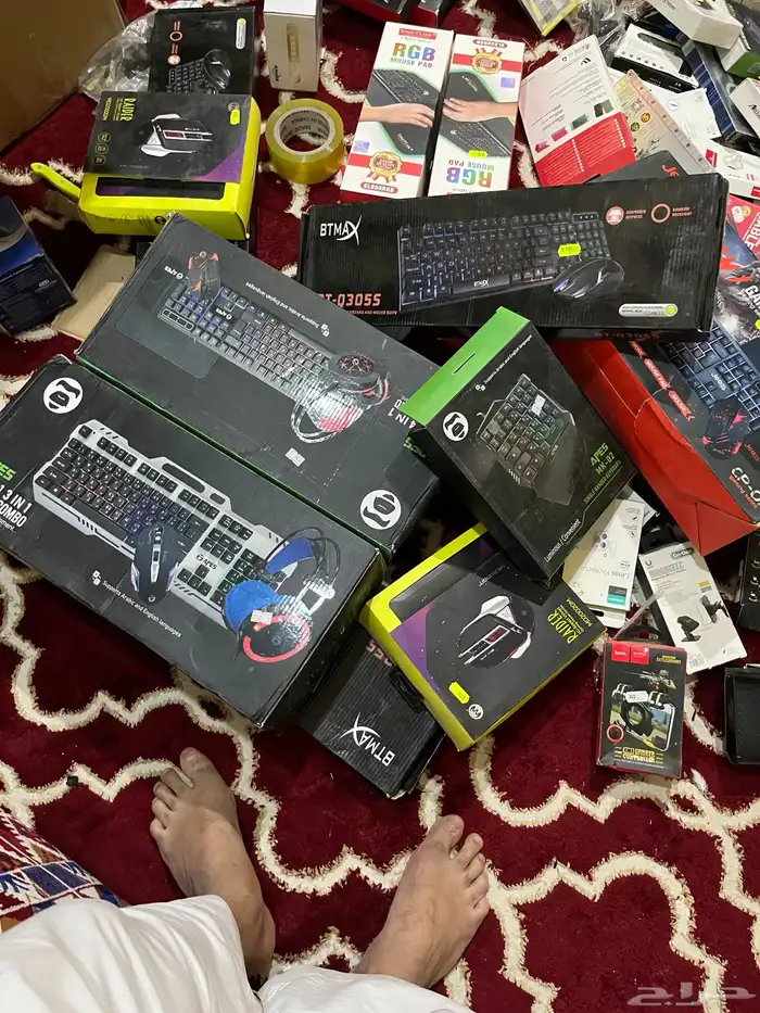 اغراض جوالات للبيع جمله 15