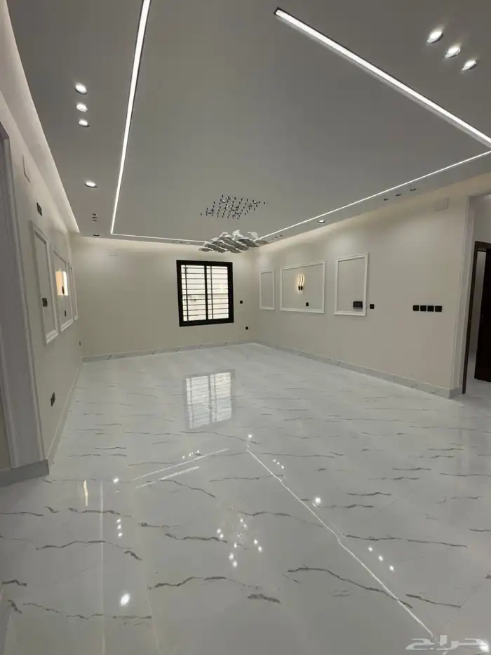 للبيع بالمحاله روف علوي دور ثاني مع ملحق تشطيب vip 9