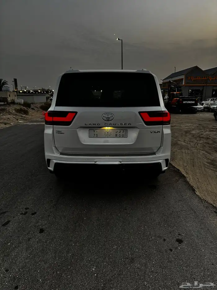 لاندكروزر vxr2024 بريمي 1