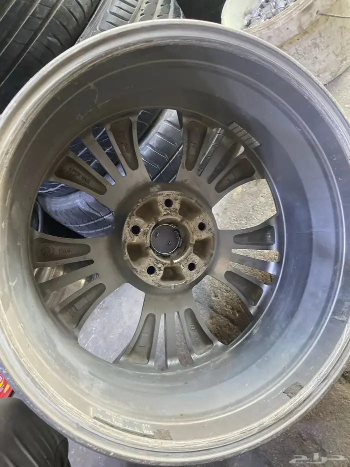 جنوط سناتا مقاس 18 فل كامل مستعمل اصلي وكاله موديل 2015 لا 4