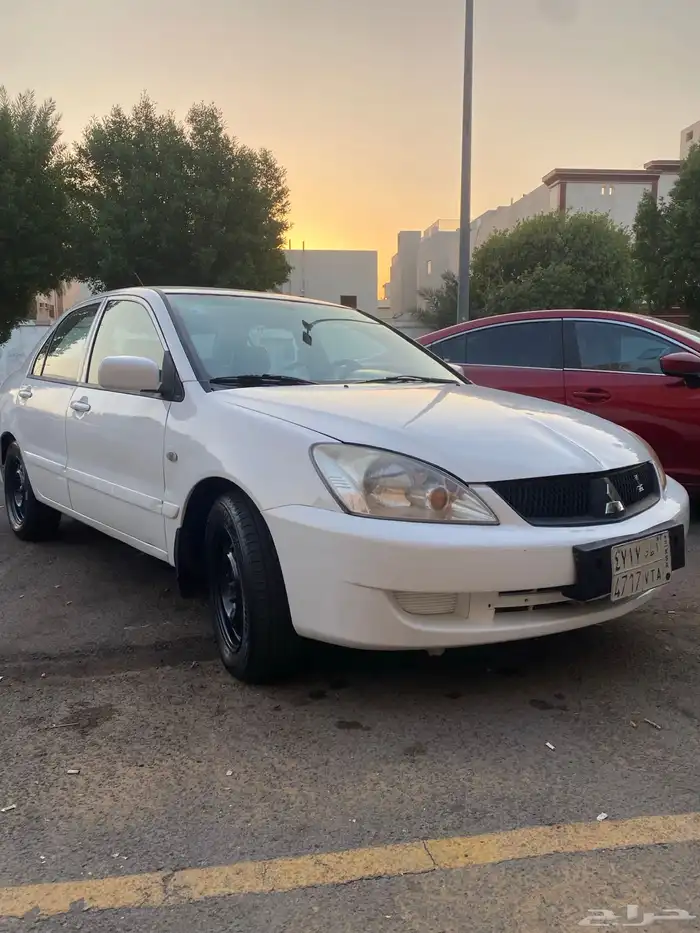 متسوبيشي لانسر 2009 نظييف 6