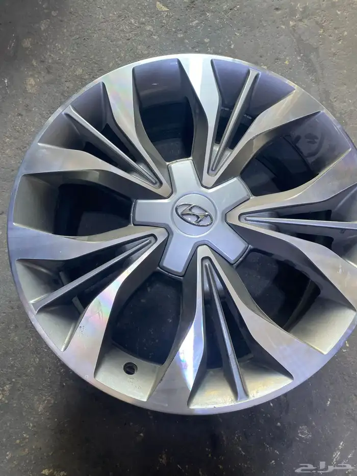 جنوط سناتا مقاس 18 فل كامل مستعمل اصلي وكاله موديل 2015 لا 1