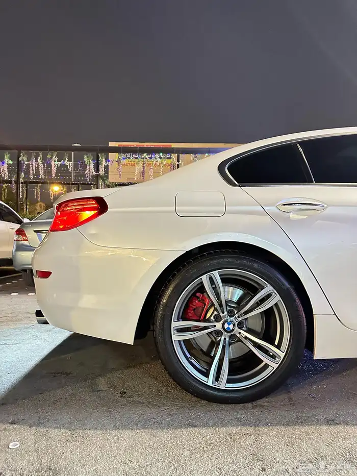 فل كامل - BMW 640i Gran Coupe 0