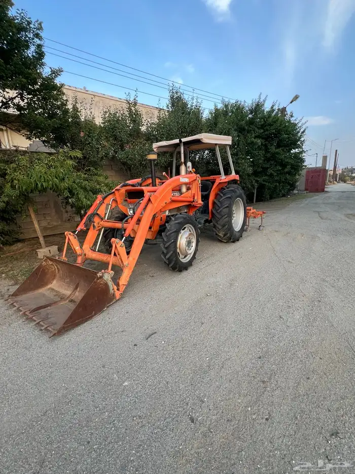 حراثة كابوتا M7500 4w4 16
