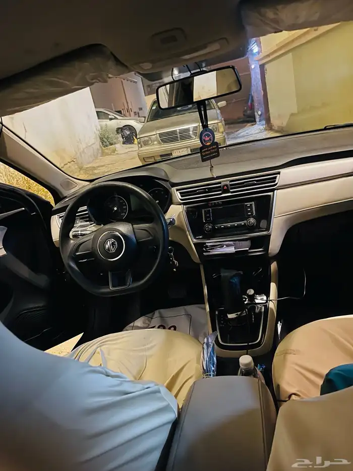 أم جي 5 موديل 2020 11