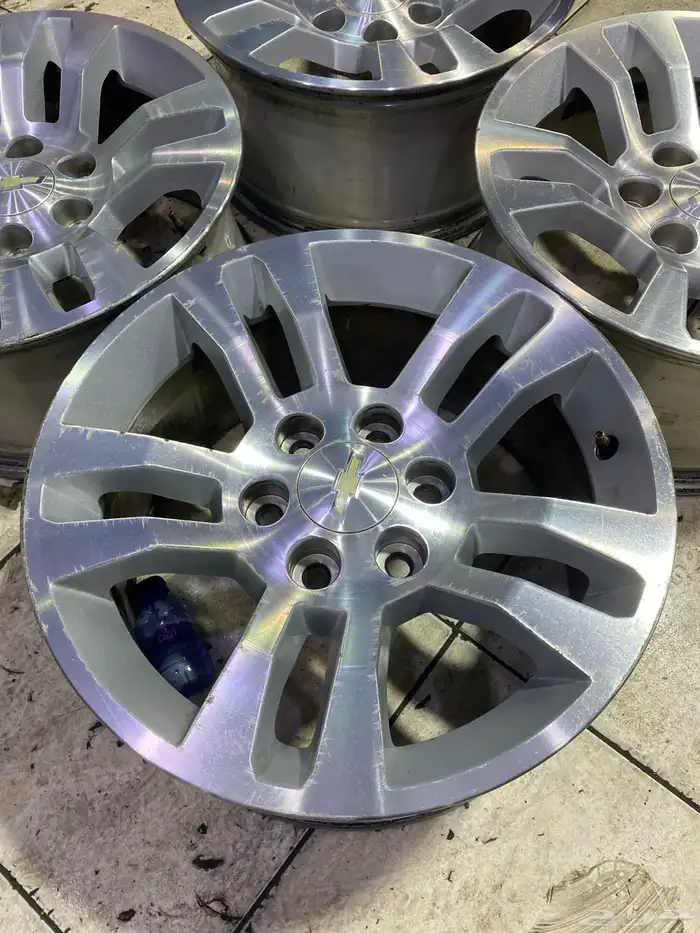 طقم جنوط تاهو 2016 مقاس 18اصليه وكاله بلمعه الوكاله 1