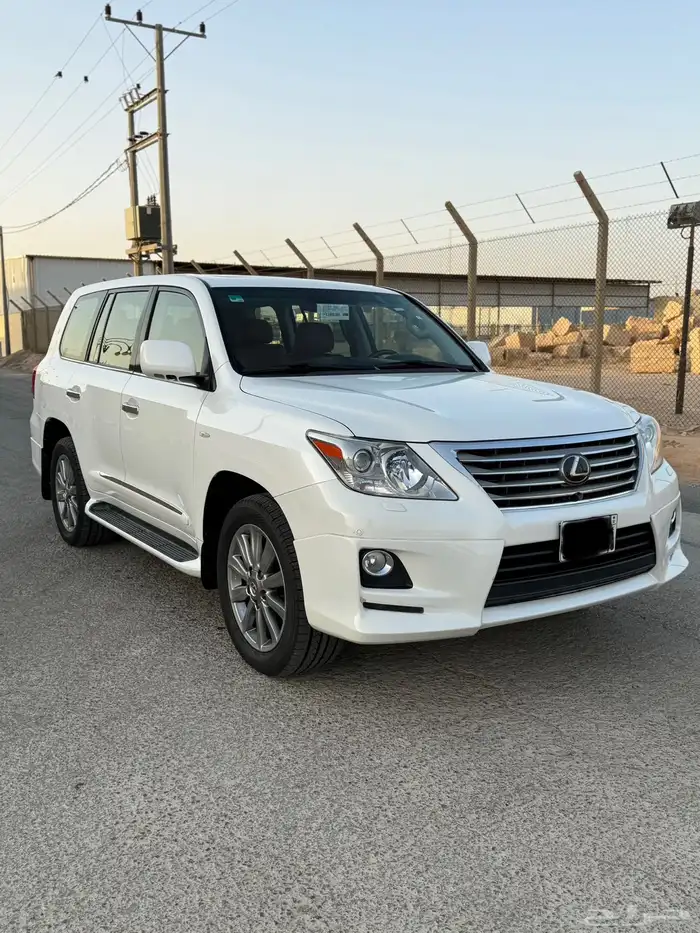 جيب لكزس 2011 مخزن 2