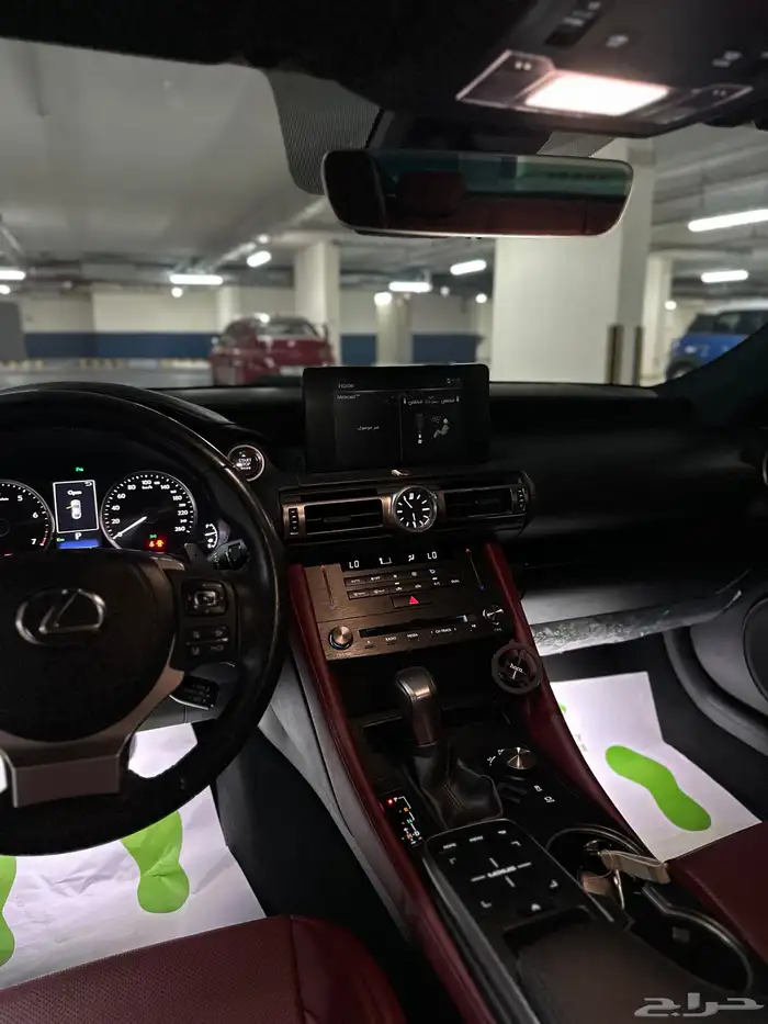 لكزس RC350 2023 19