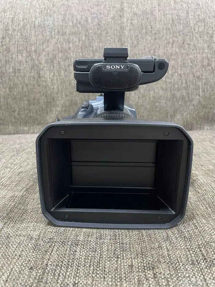 كاميرا Sony Handycam DCR-VX2200e الاحترافية 11